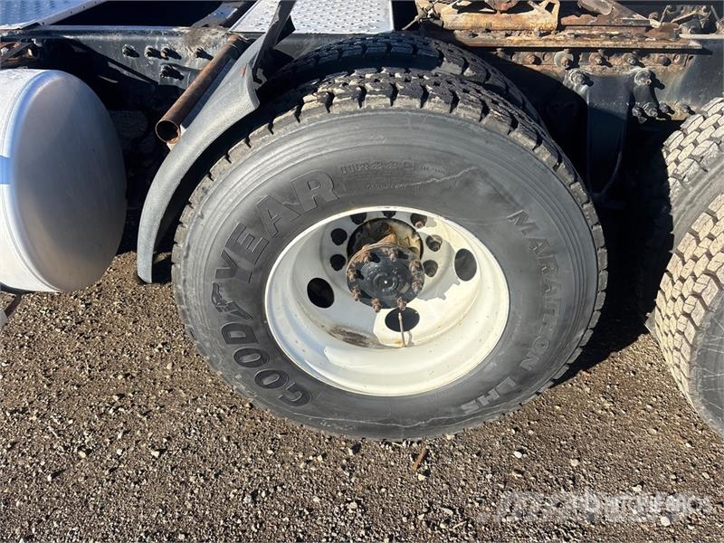 Freightliner Cascadia 125 Тягачі