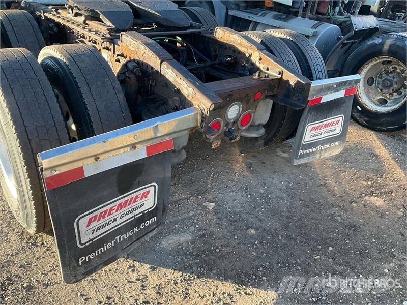 Freightliner Cascadia 126 6x4 T/A Sleeper Truck Tractor Motrici e Trattori Stradali