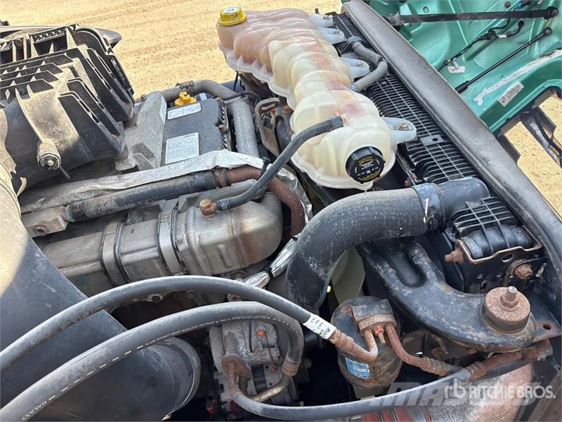 Freightliner Cascadia 126 T/A Sleeper Truck Tractor Sattelzugmaschinen