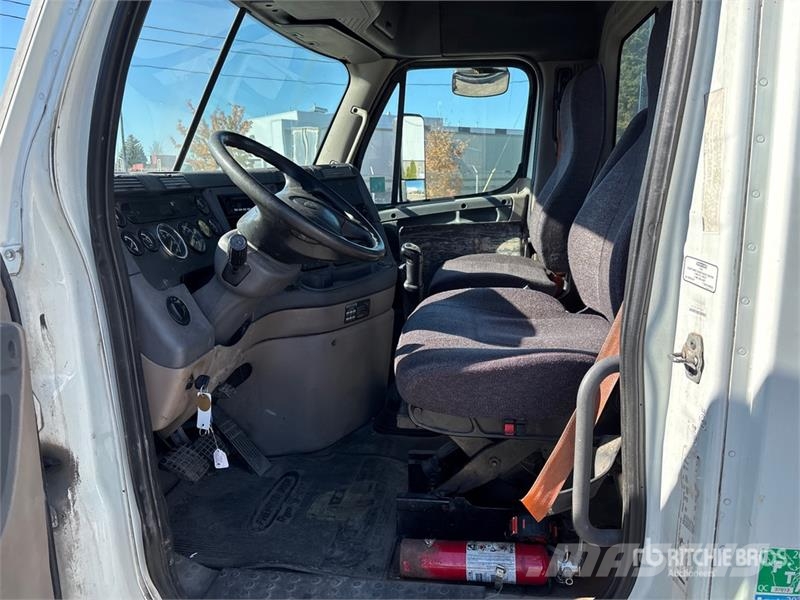 Freightliner Cascadia 125 وحدات الجر
