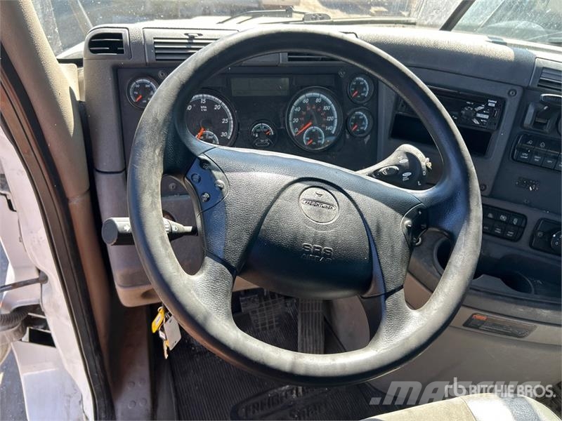 Freightliner Cascadia 125 Naudoti vilkikai