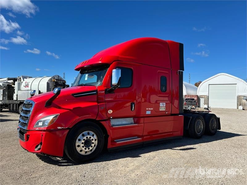 Freightliner Cascadia 126 وحدات الجر