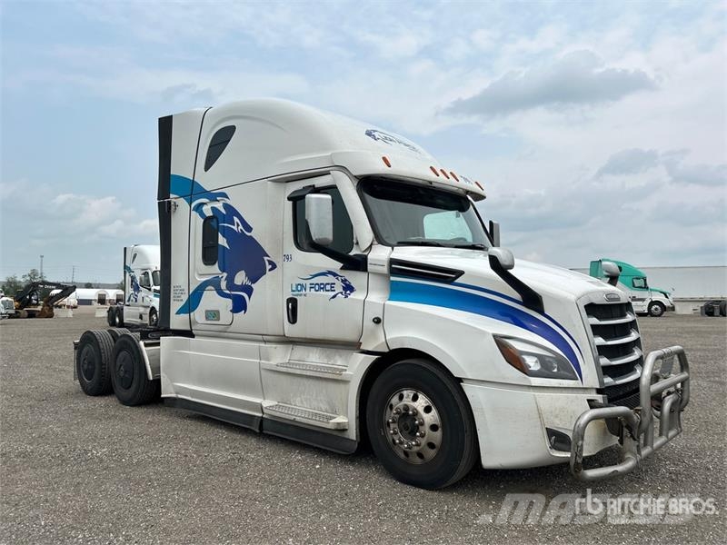 Freightliner Cascadia 126 Naudoti vilkikai