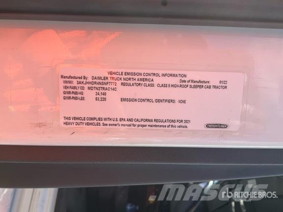 Freightliner Cascadia 126 6x4 T/A Sleeper Truck Tractor وحدات الجر
