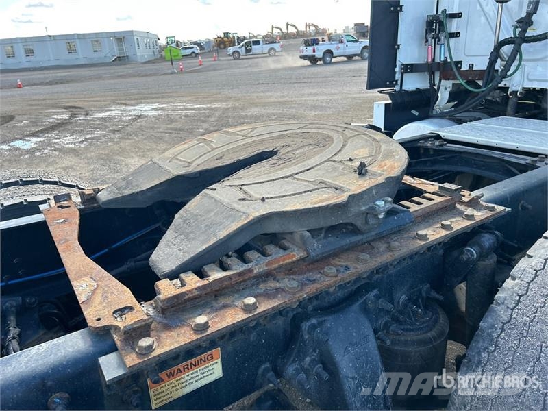 Freightliner Cascadia 126 وحدات الجر