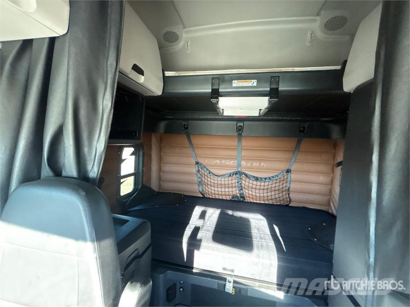 Freightliner Cascadia 126 وحدات الجر