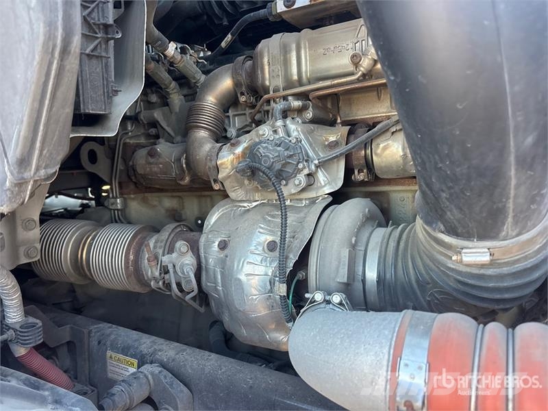 Freightliner Cascadia 126 وحدات الجر
