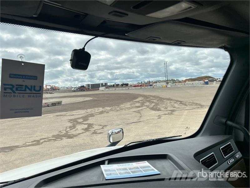 Freightliner Cascadia 126 وحدات الجر
