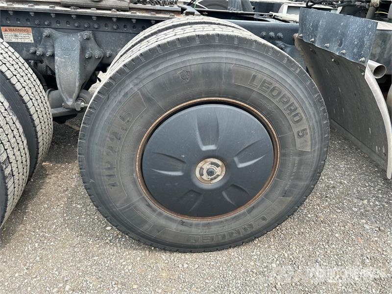 Freightliner Cascadia 126 Naudoti vilkikai