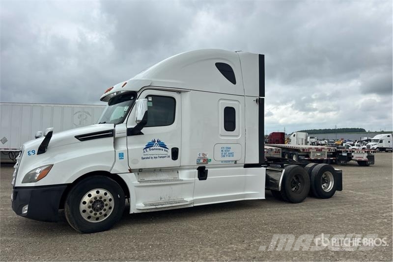 Freightliner Cascadia 126 Prime Movers