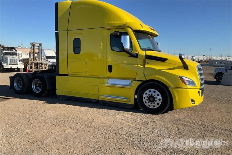 Freightliner Cascadia 126 Sattelzugmaschinen