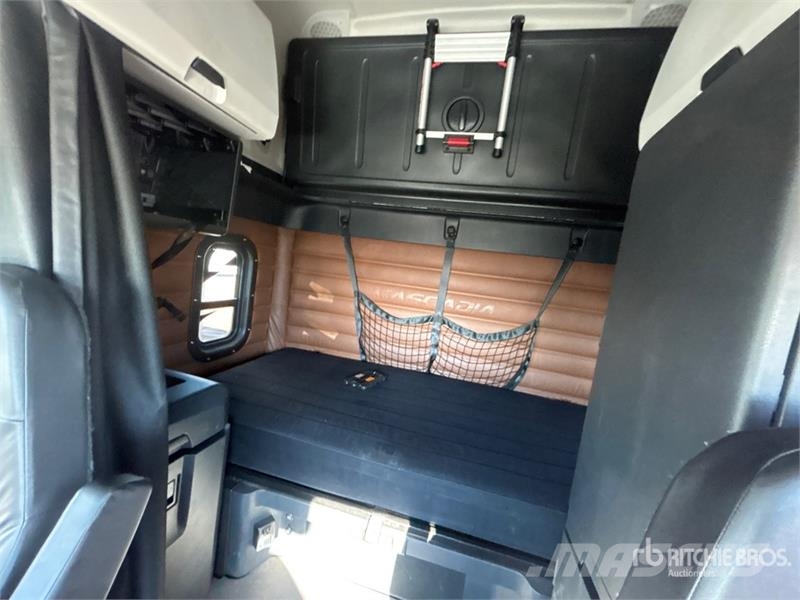 Freightliner Cascadia 126 Тягачі