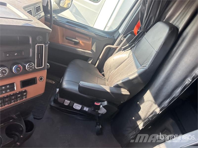 Freightliner Cascadia 126 Sattelzugmaschinen