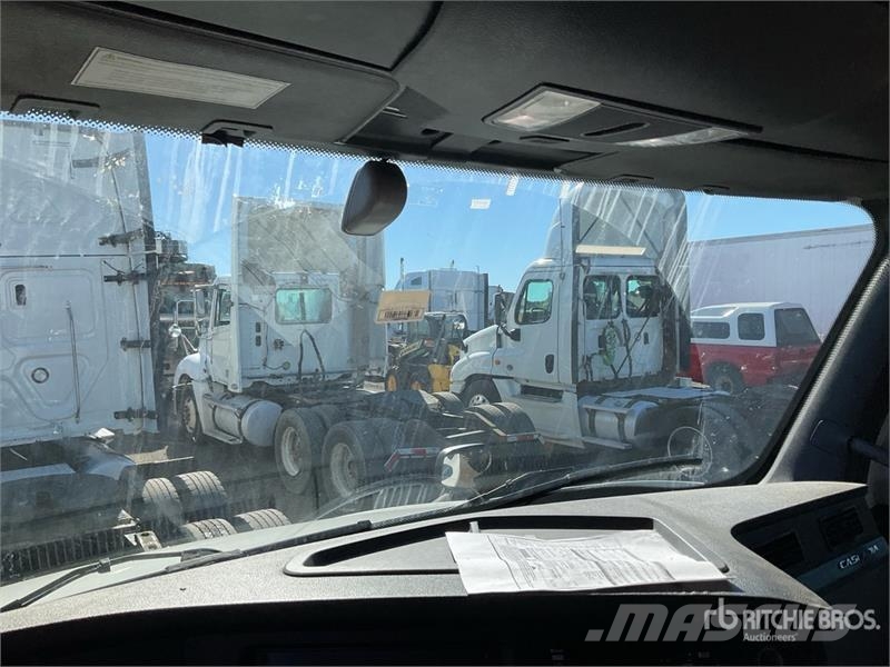 Freightliner Cascadia 126 Tracteur routier