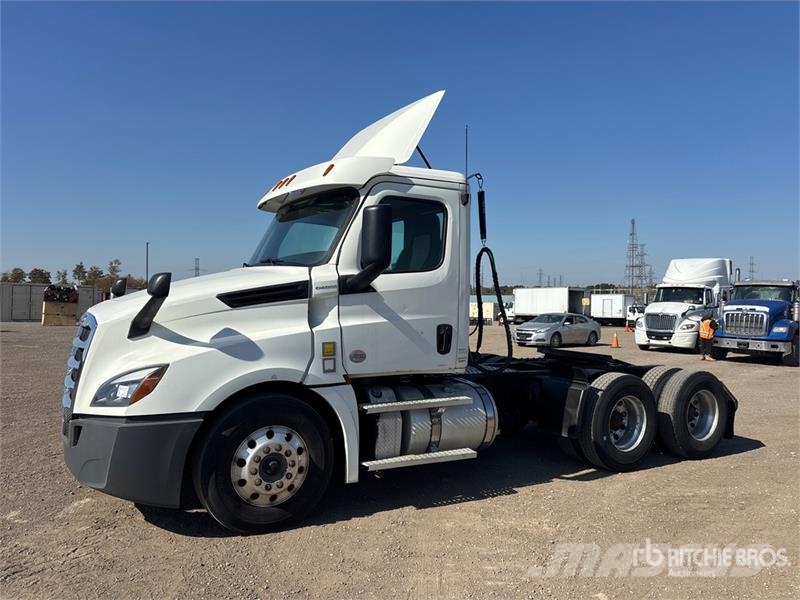 Freightliner Cascadia 126 Nyergesvontatók