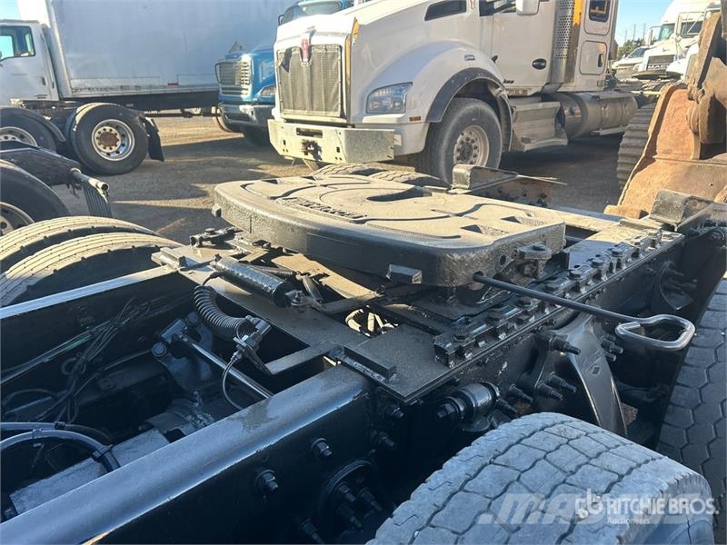 Freightliner Cascadia 126 Sattelzugmaschinen