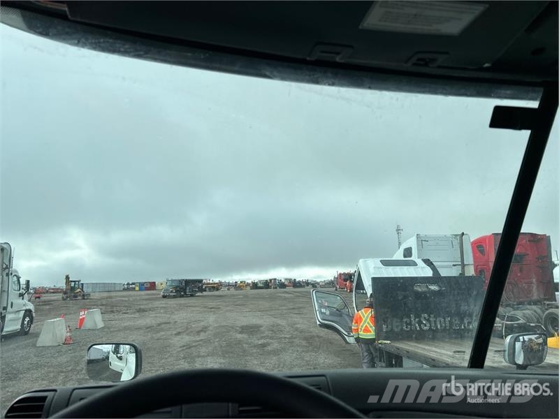 Freightliner Cascadia 125 Седельные тягачи
