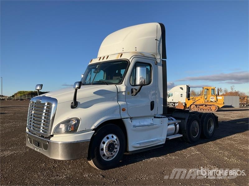 Freightliner Cascadia 125 Nyergesvontatók
