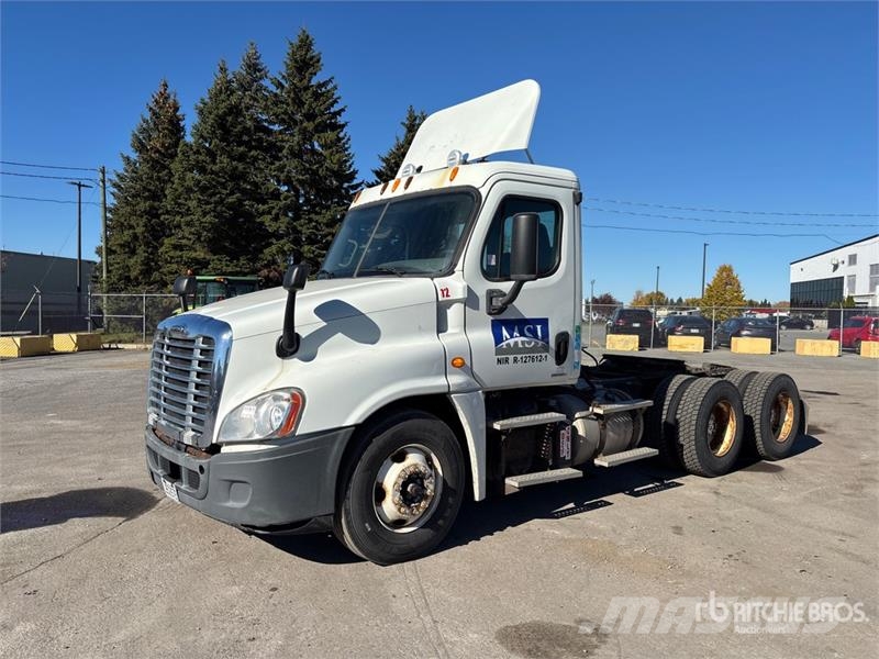 Freightliner Cascadia 125 وحدات الجر