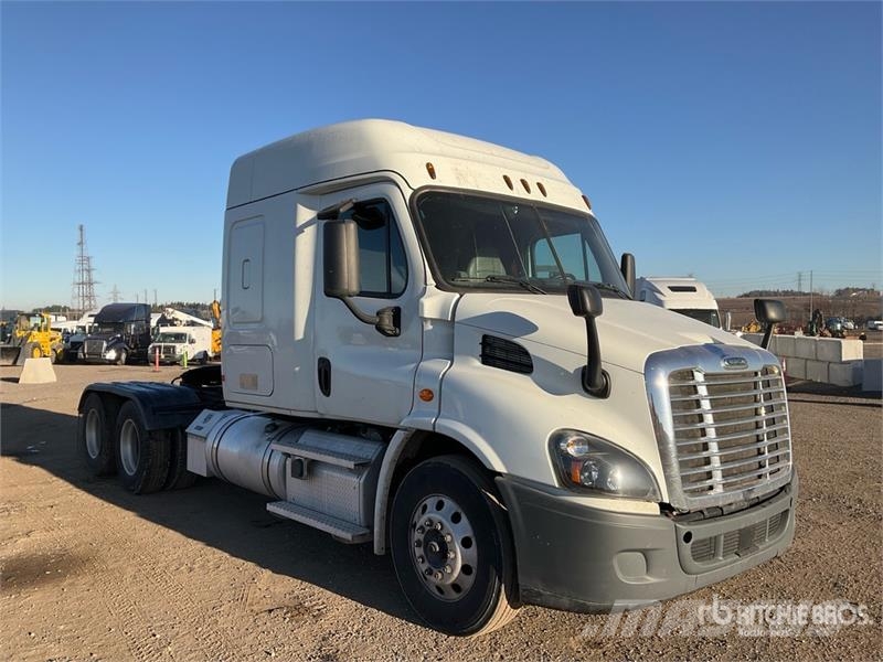 Freightliner Cascadia 113 Sattelzugmaschinen