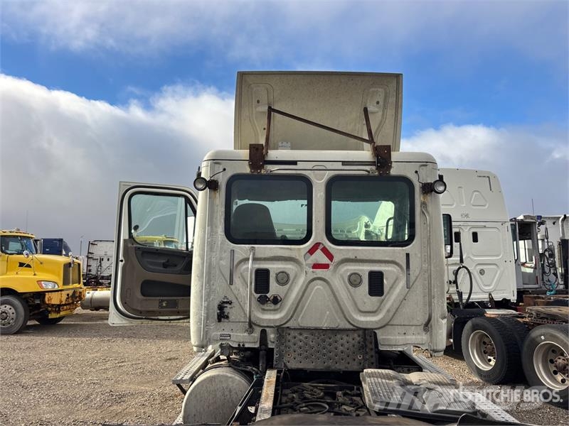 Freightliner Cascadia 125 Седельные тягачи