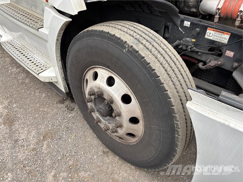 Freightliner Cascadia 126 Prime Movers