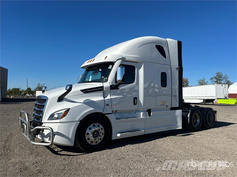 Freightliner Cascadia 126 Trekkers