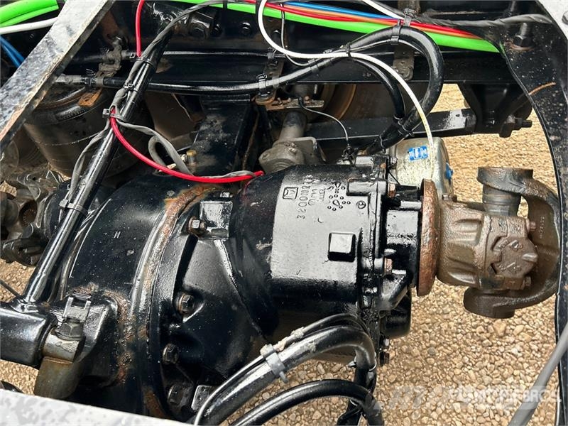 Freightliner Cascadia 126 وحدات الجر