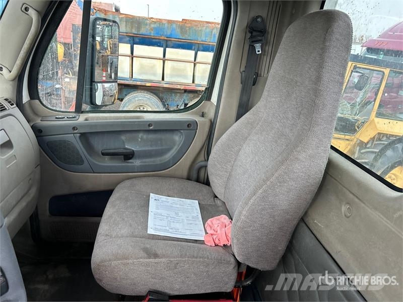 Freightliner Cascadia 125 Седельные тягачи