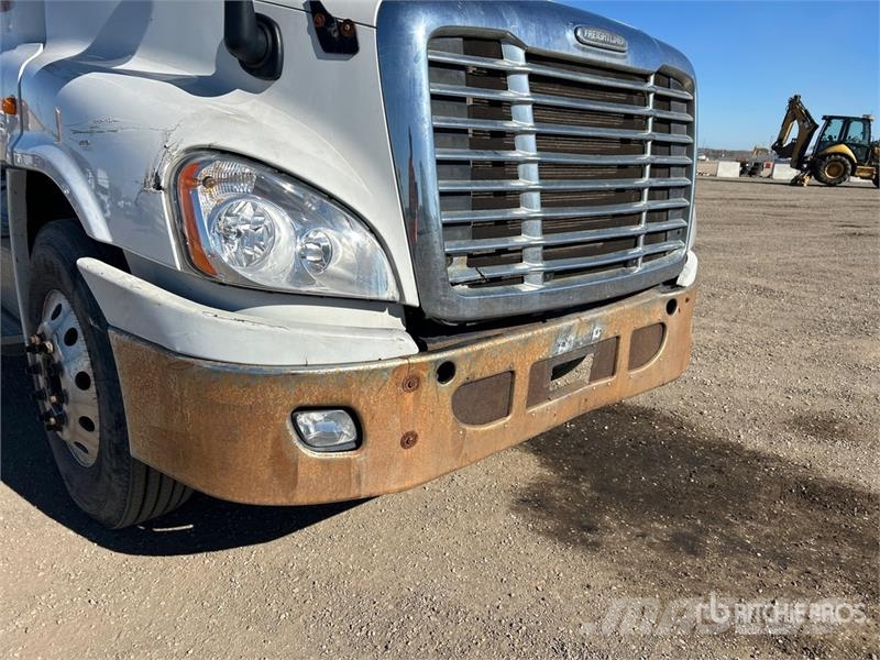 Freightliner Cascadia 125 Тягачі