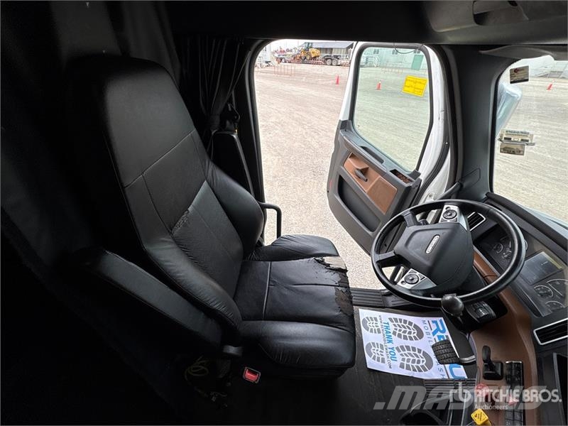Freightliner Cascadia 126 Prime Movers