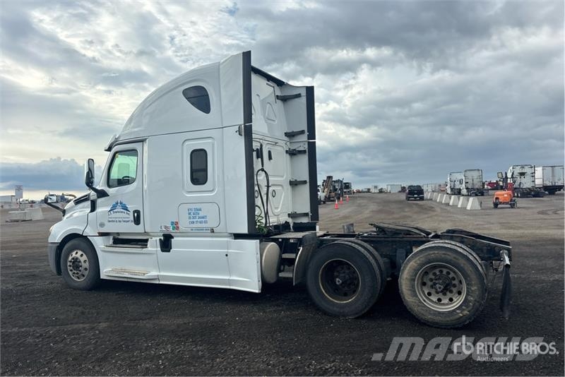Freightliner Cascadia 126 Prime Movers