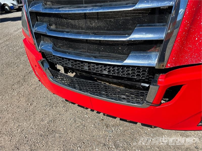 Freightliner Cascadia 126 وحدات الجر