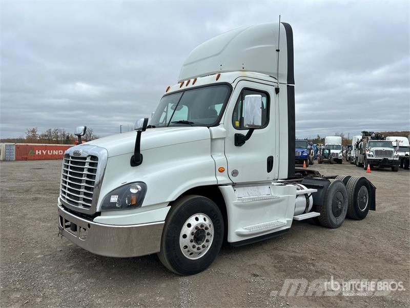 Freightliner Cascadia 125 Седельные тягачи