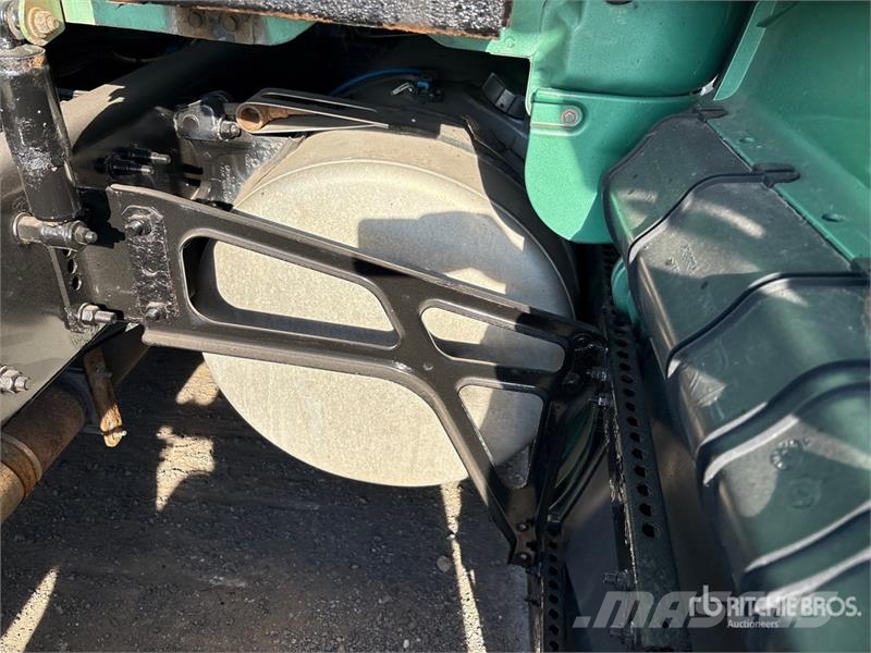 Freightliner Cascadia 126 T/A Sleeper Truck Tractor Sattelzugmaschinen