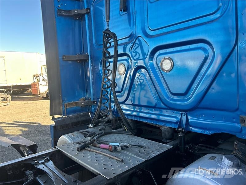 Freightliner Cascadia 126 Sattelzugmaschinen