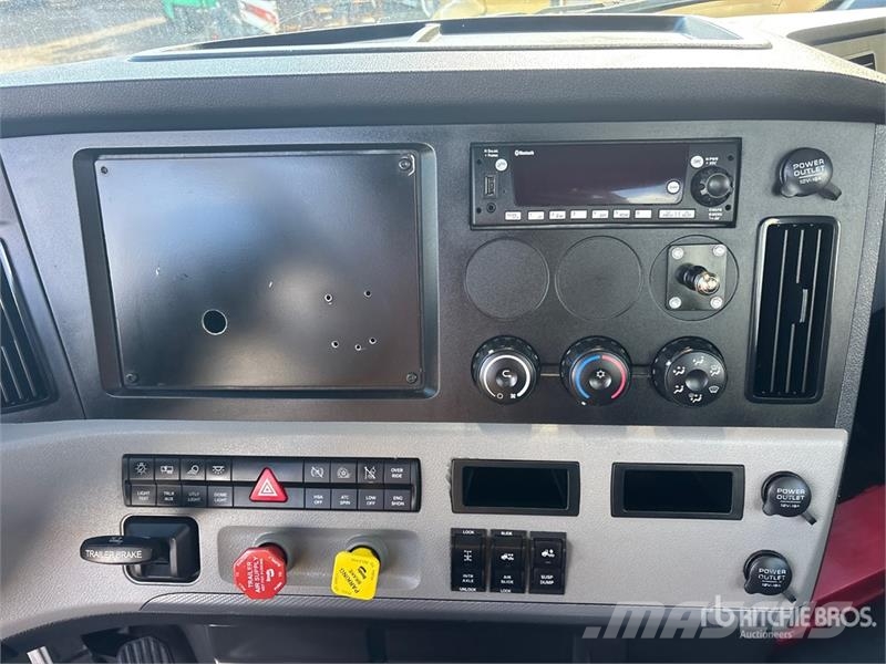Freightliner Cascadia 126 Cabezas tractoras