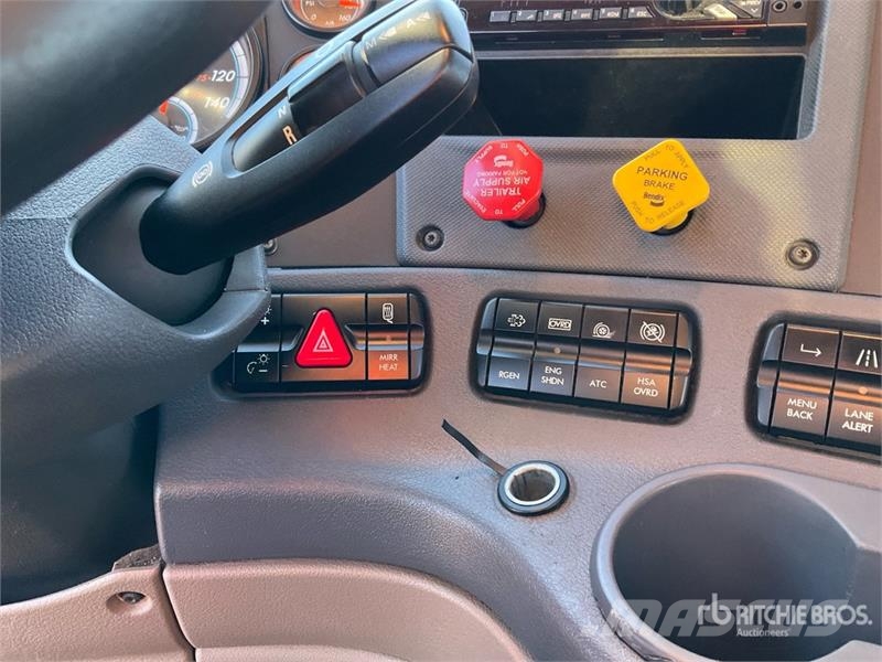 Freightliner Cascadia 125 Nyergesvontatók
