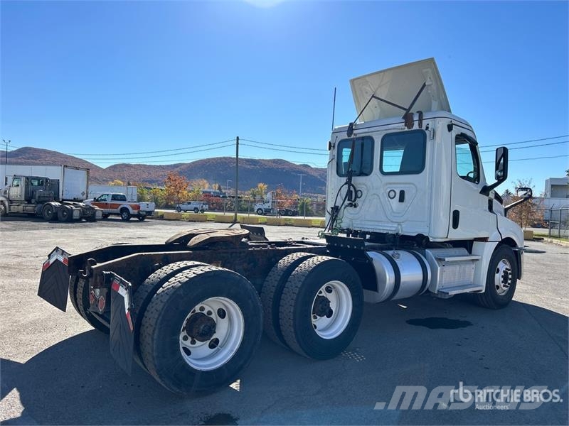 Freightliner Cascadia 126 Sattelzugmaschinen