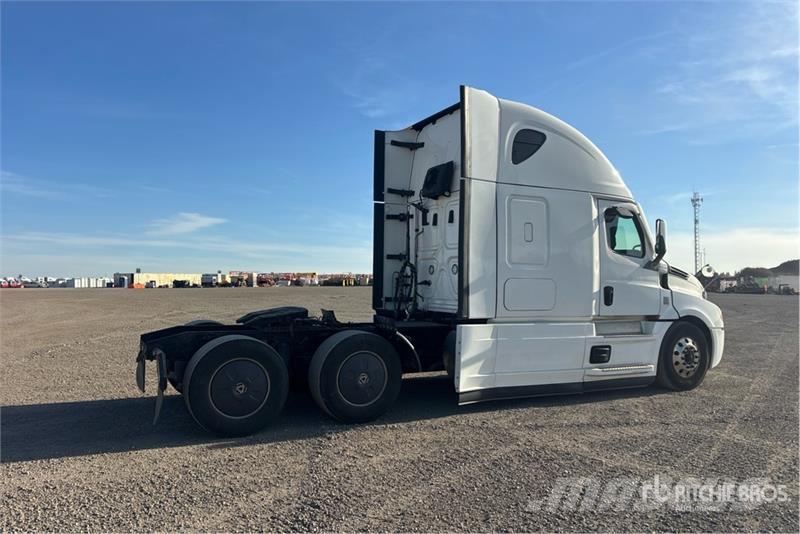 Freightliner Cascadia 126 Vetopöytäautot
