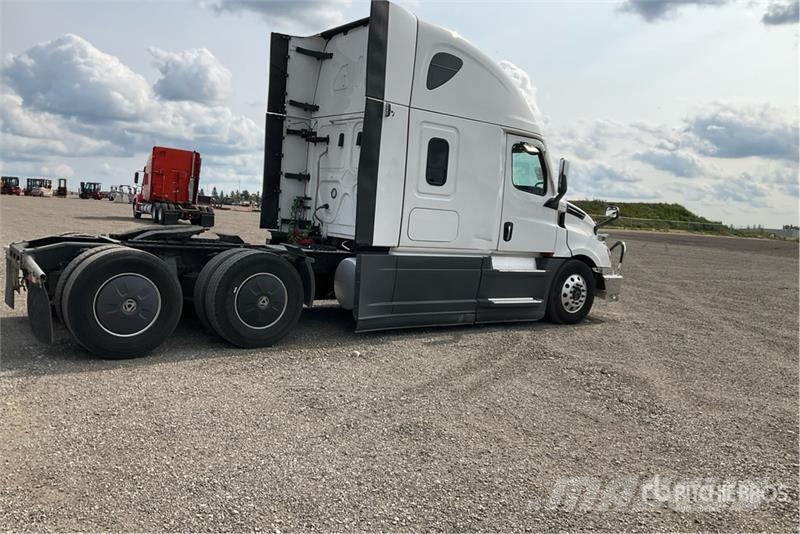 Freightliner Cascadia 126 Prime Movers