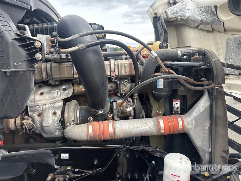 Freightliner Cascadia 126 Vetopöytäautot