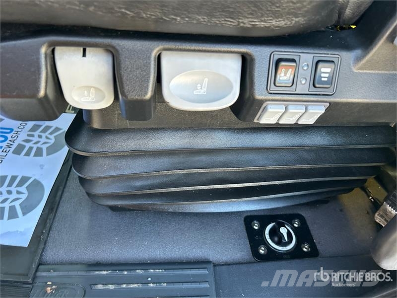 Freightliner Cascadia 126 وحدات الجر