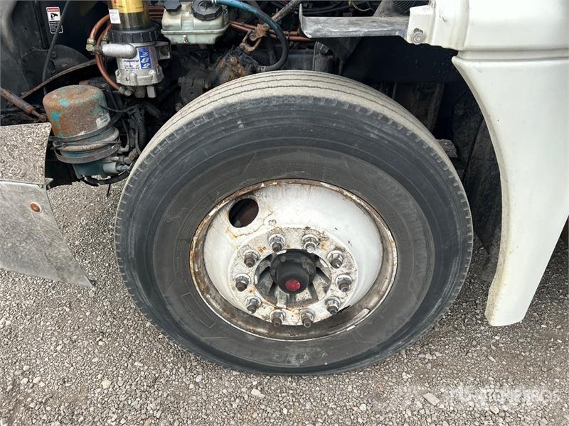 Freightliner Cascadia 125 曳引機組件
