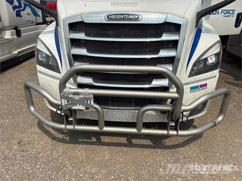 Freightliner Cascadia 126 Naudoti vilkikai