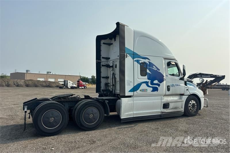 Freightliner Cascadia 126 Naudoti vilkikai