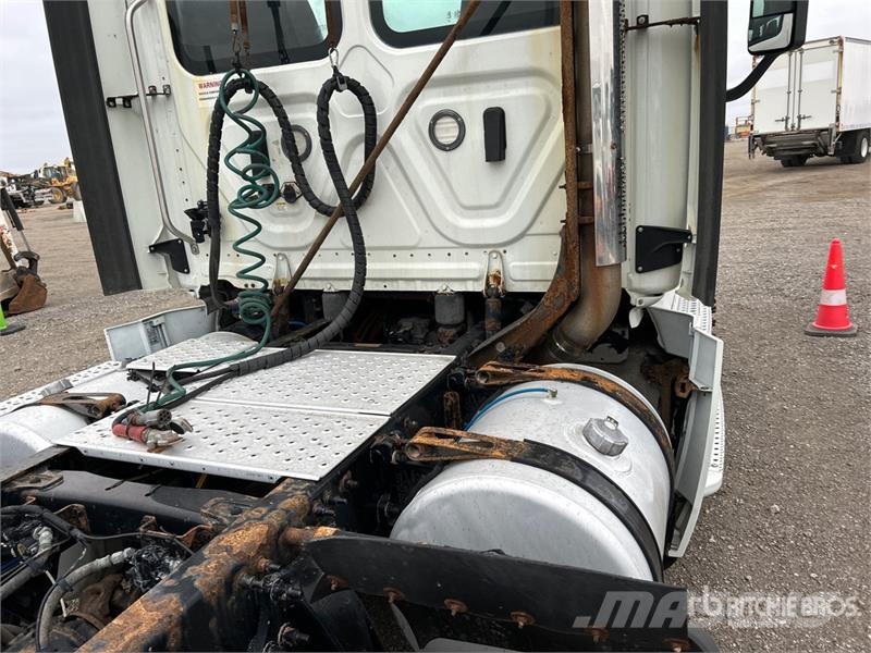 Freightliner Cascadia 125 Седельные тягачи
