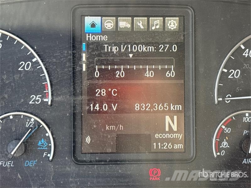 Freightliner Cascadia 126 Naudoti vilkikai