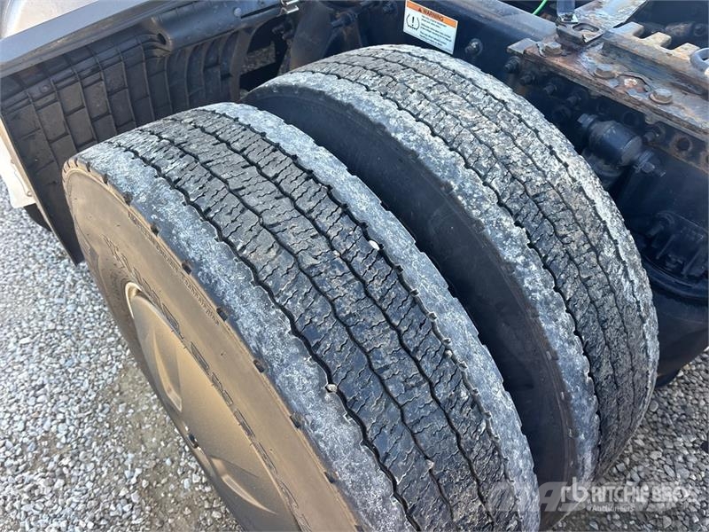 Freightliner Cascadia 126 Trekkers