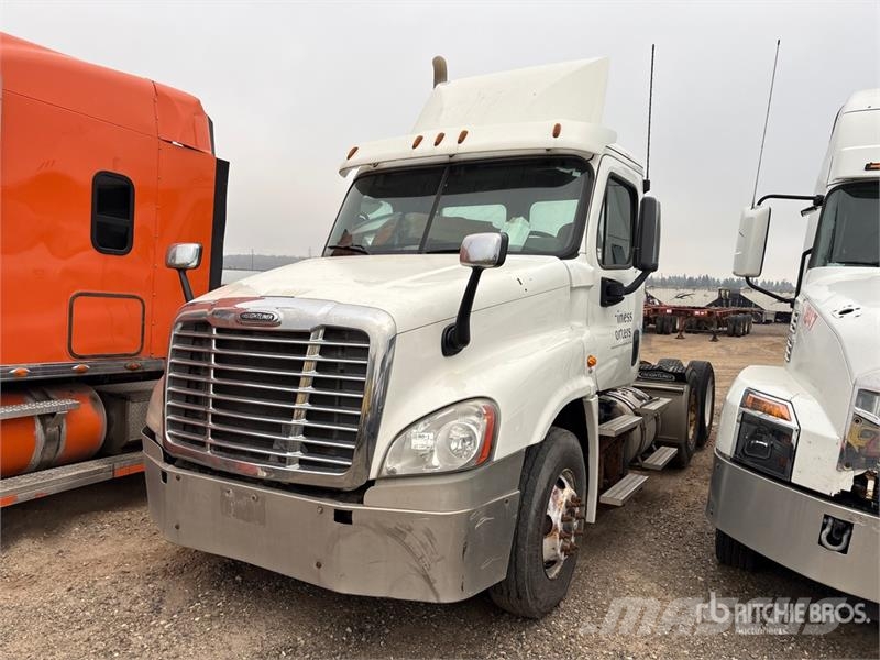 Freightliner Cascadia 125 Cabezas tractoras